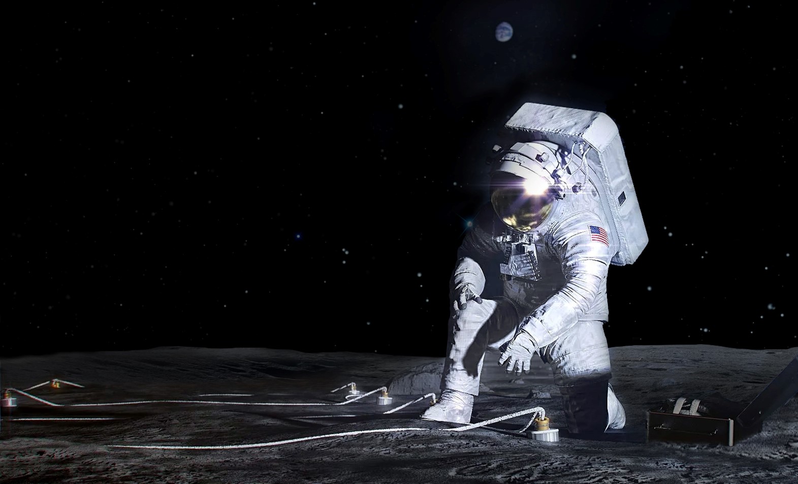 artemis-astronaut-with-instrument.jpg