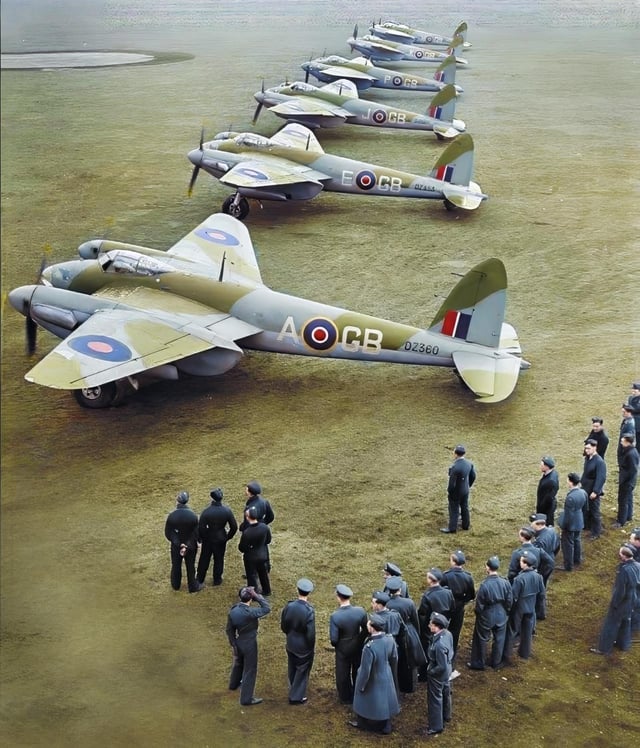RAF De Havilland Mosquito IVs 105 Squadron, Marhamn on December 1942 [1282X1500]